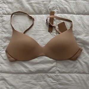 SKIMS Nude Seamless Bra